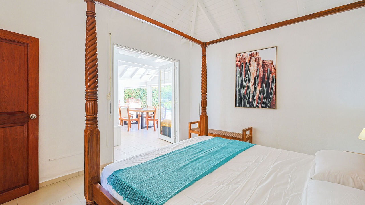Photo of Bedroom in Nettle Bay
