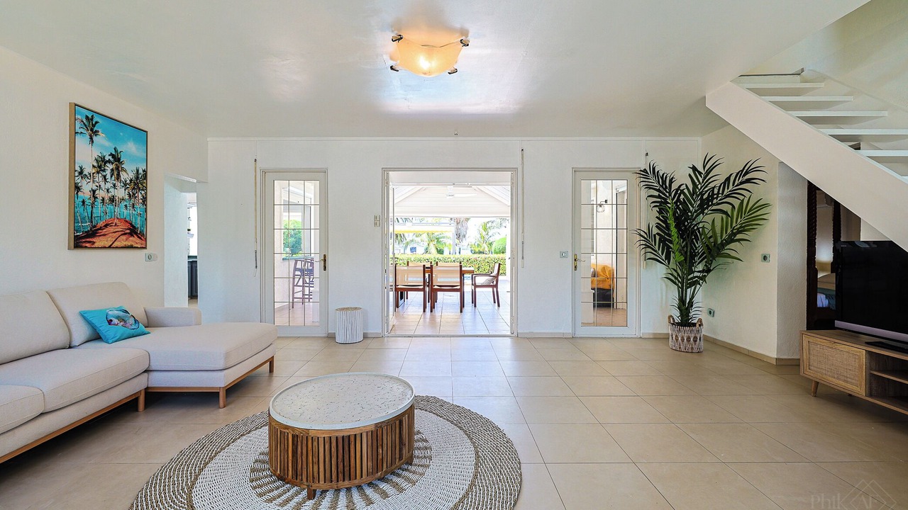 Photo of Livingroom in Nettle Bay