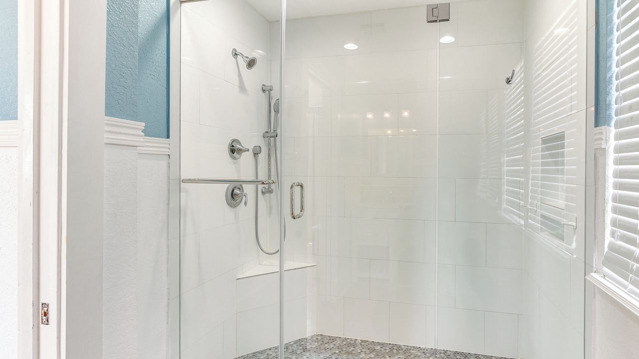 Photo of Bathroom in Surfside Beach