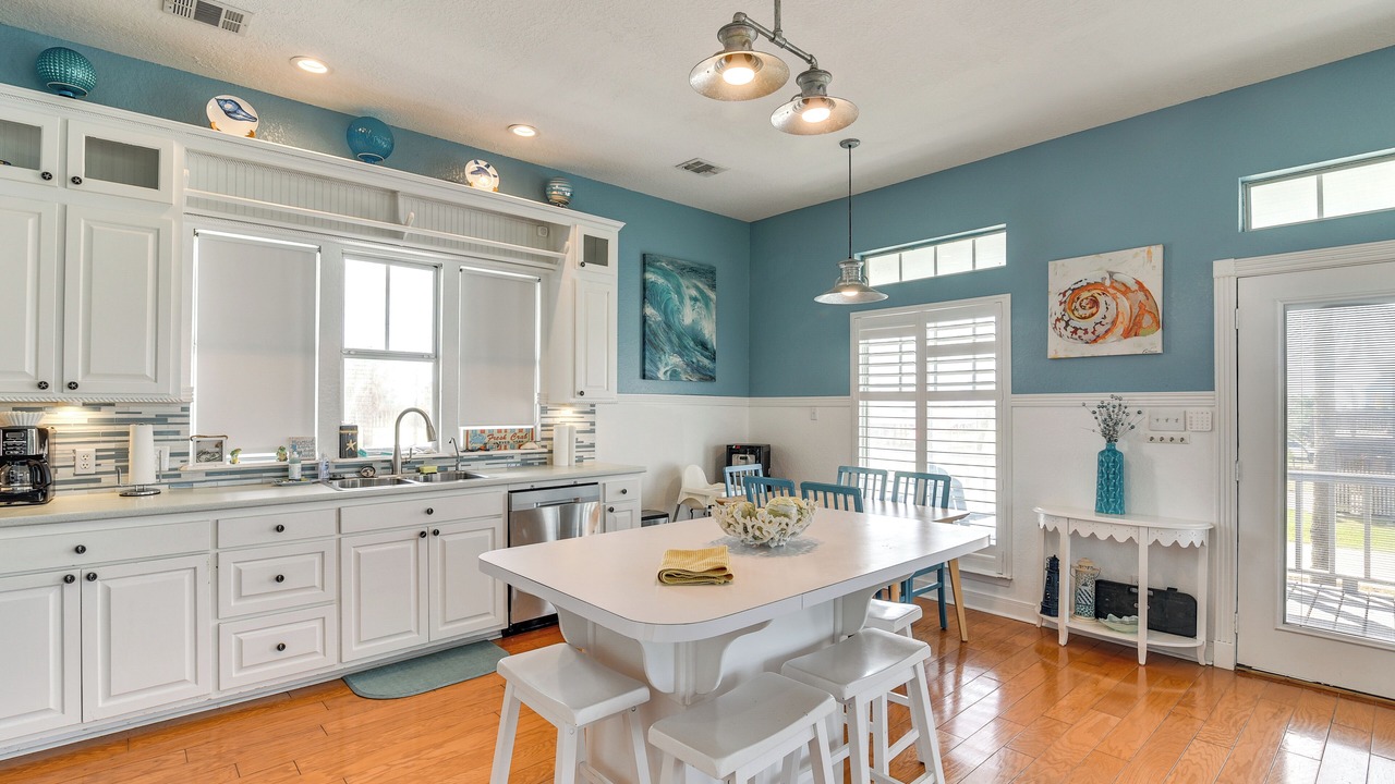 Photo of Kitchen in Surfside Beach