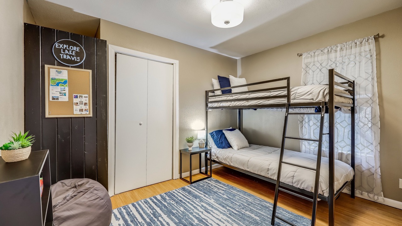 Photo of Bedroom in Leander