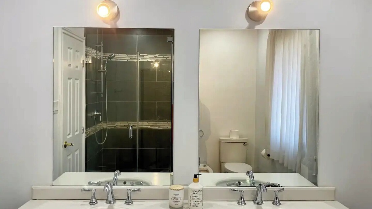 Photo of Bathroom in Richmond Hill