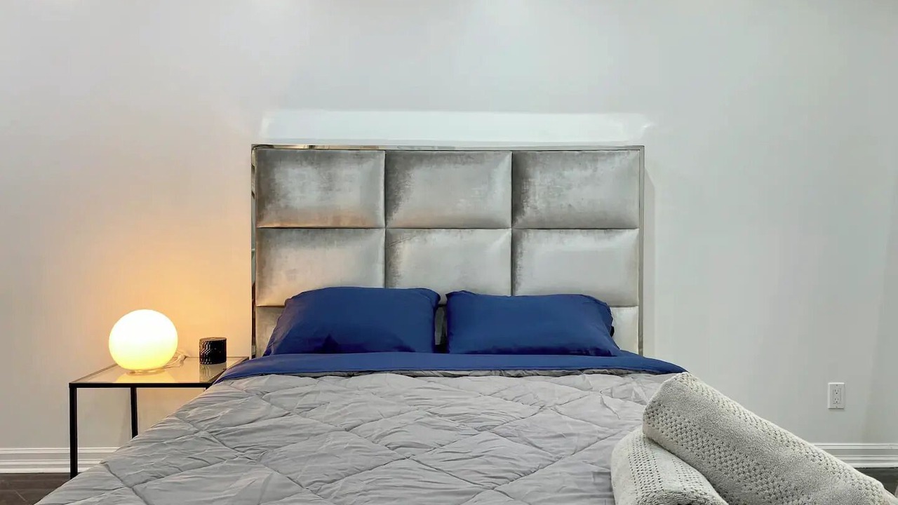 Photo of Bedroom in Richmond Hill