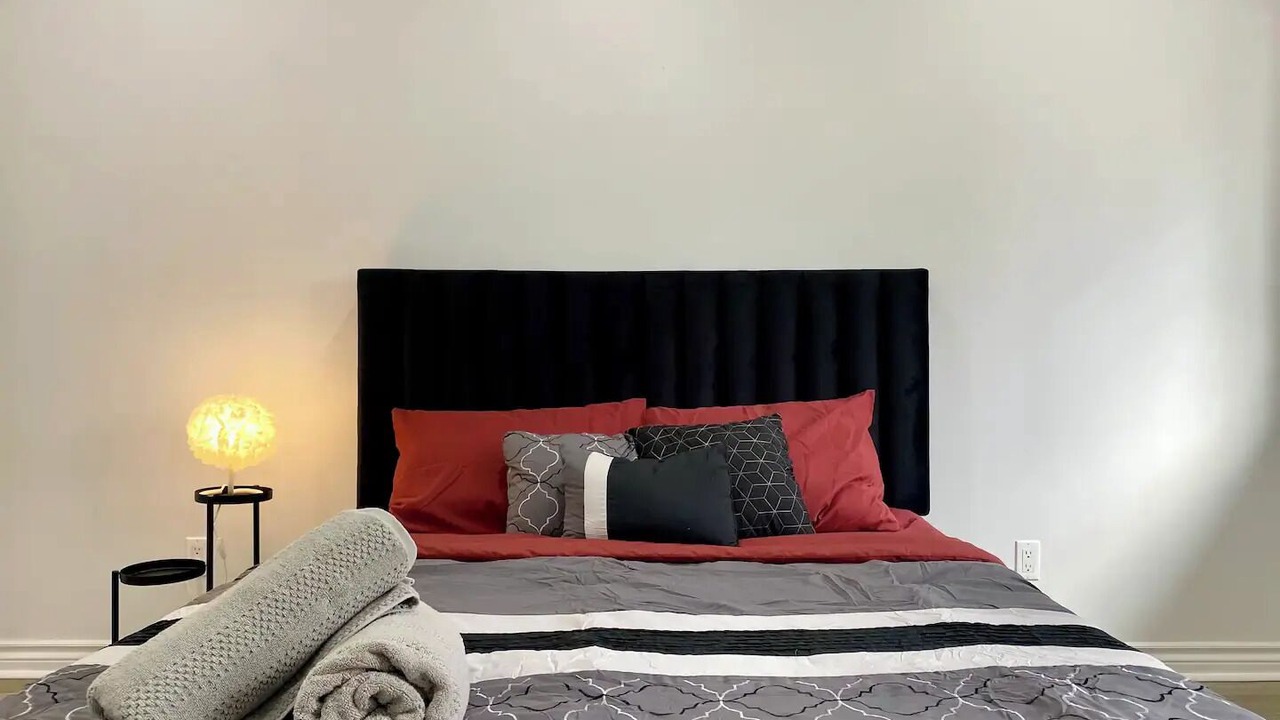 Photo of Bedroom in Richmond Hill