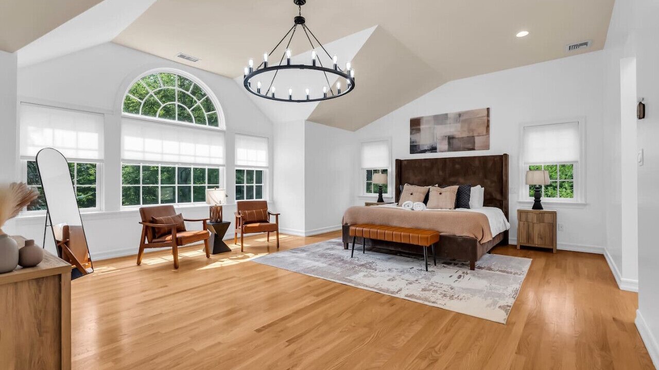 Photo of Bedroom in Airmont
