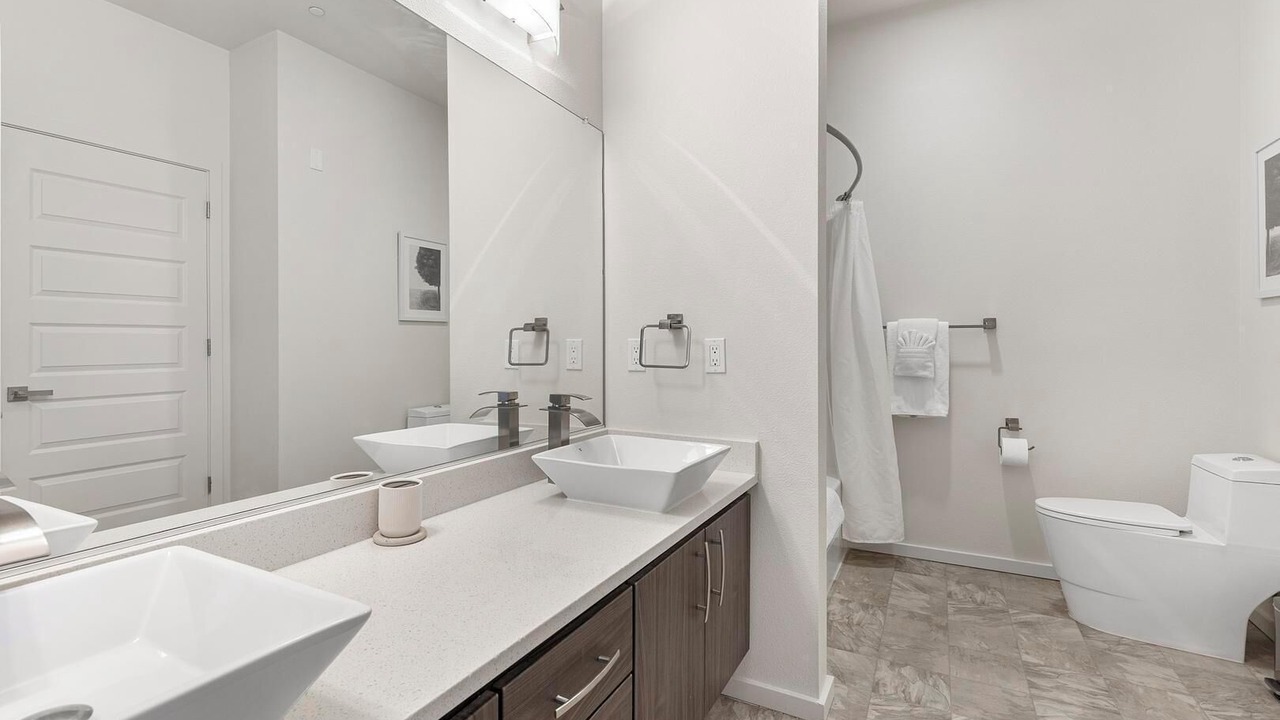 Photo of Bathroom in Hayden Island