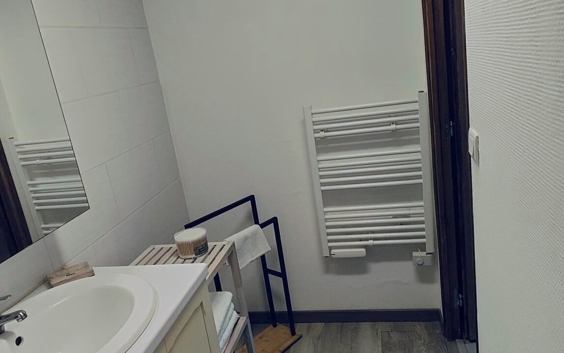 Photo of Bathroom in Sorigny