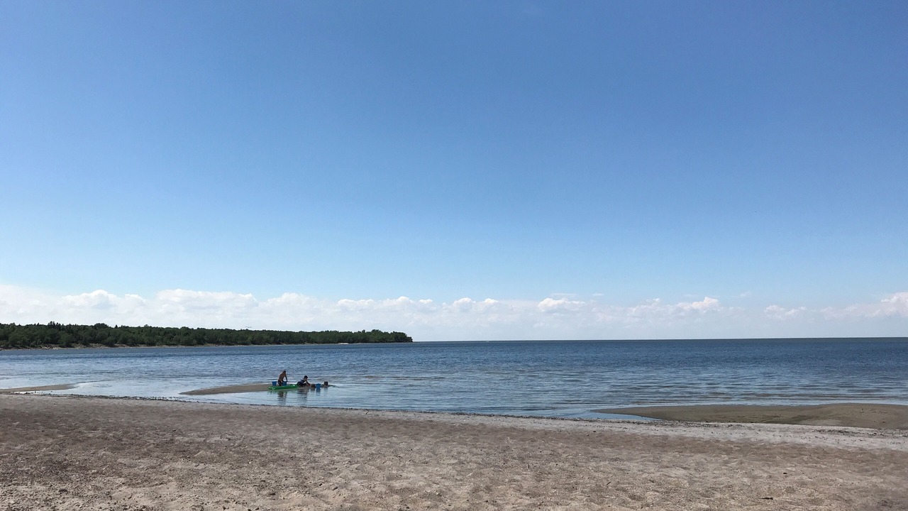 Photo of Others in Hillside Beach