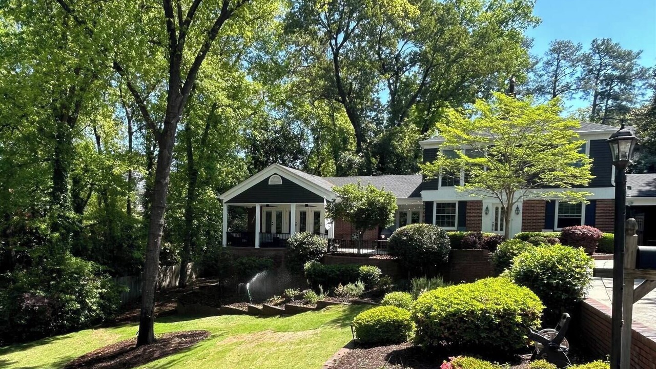 Photo of Outdoor in Forest Hills