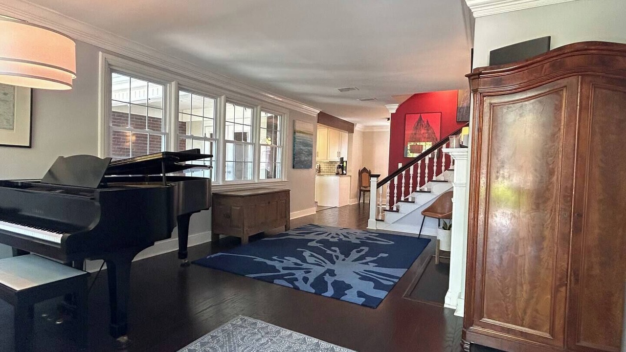 Photo of Others in Forest Hills