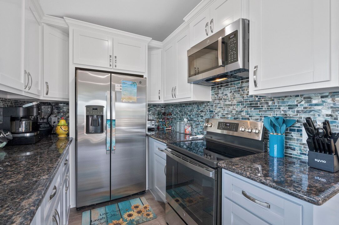 Photo of Kitchen in Jamaica Beach