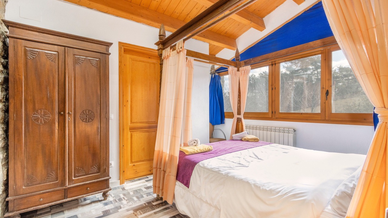 Photo of Bedroom in Capolat