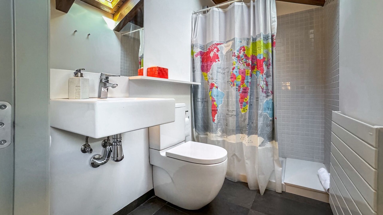 Photo of Bathroom in Escadarcs