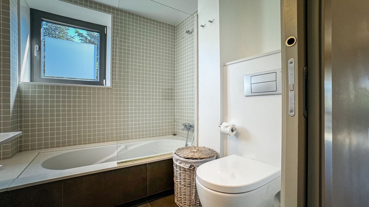 Photo of Bathroom in Escadarcs