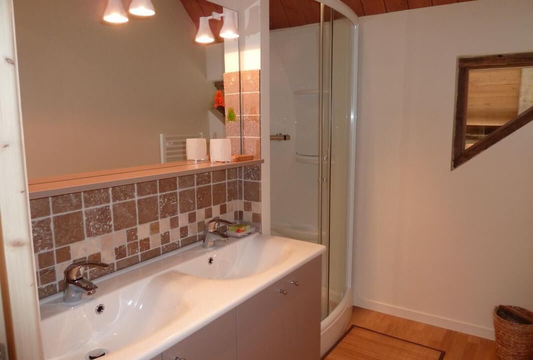 Photo of Bathroom in Pourlans