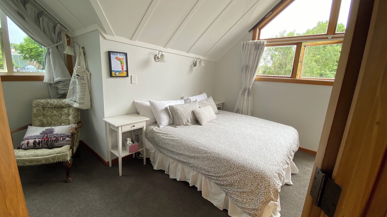 Photo of Bedroom in Palmerston North