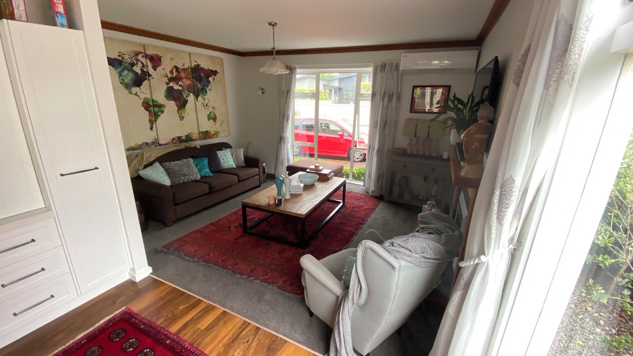 Photo of Livingroom in Palmerston North