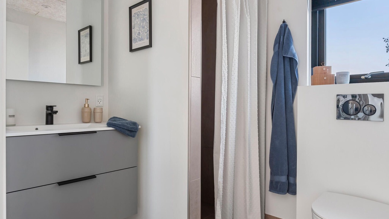 Photo of Bathroom in Lokken