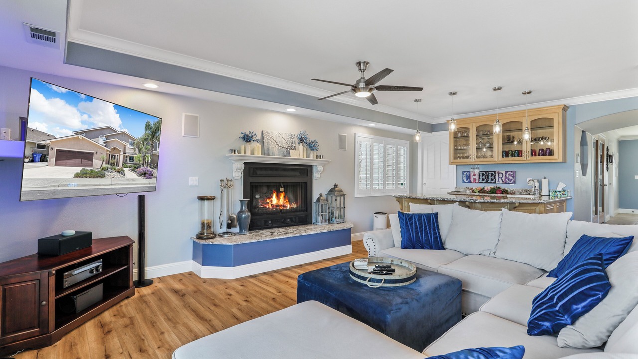 Photo of Livingroom in Discovery Bay
