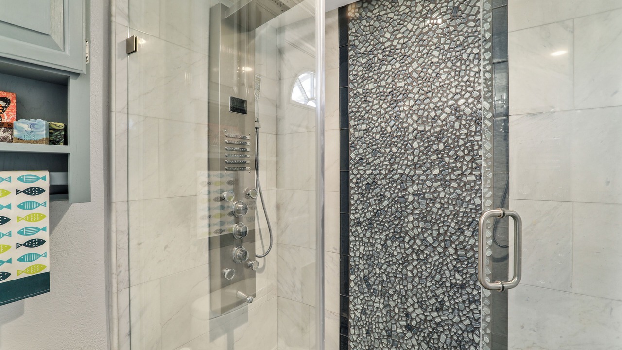 Photo of Bathroom in Discovery Bay