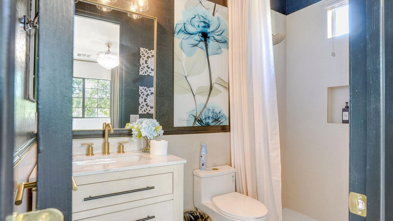 Photo of Bathroom in Litchfield Park