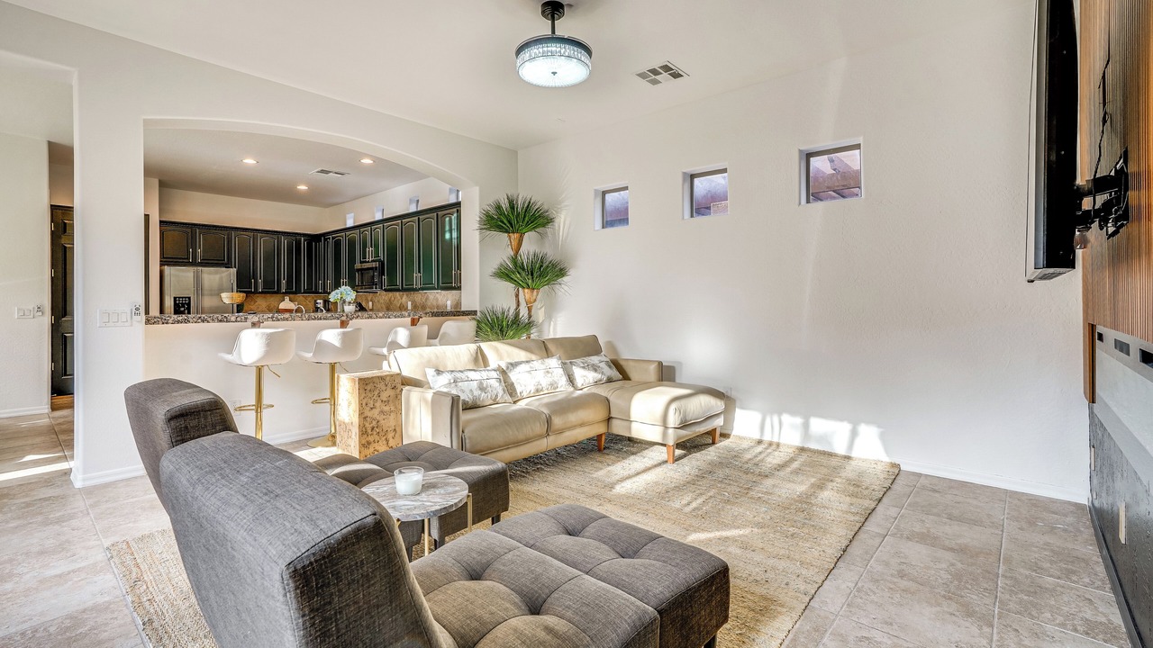 Photo of Livingroom in Litchfield Park