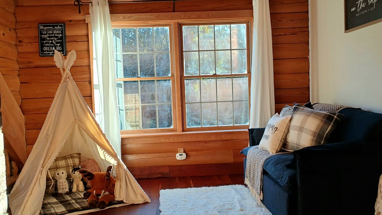 Photo of Livingroom in Suplee