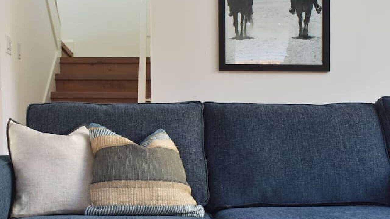 Photo of Livingroom in East Cesar Chavez