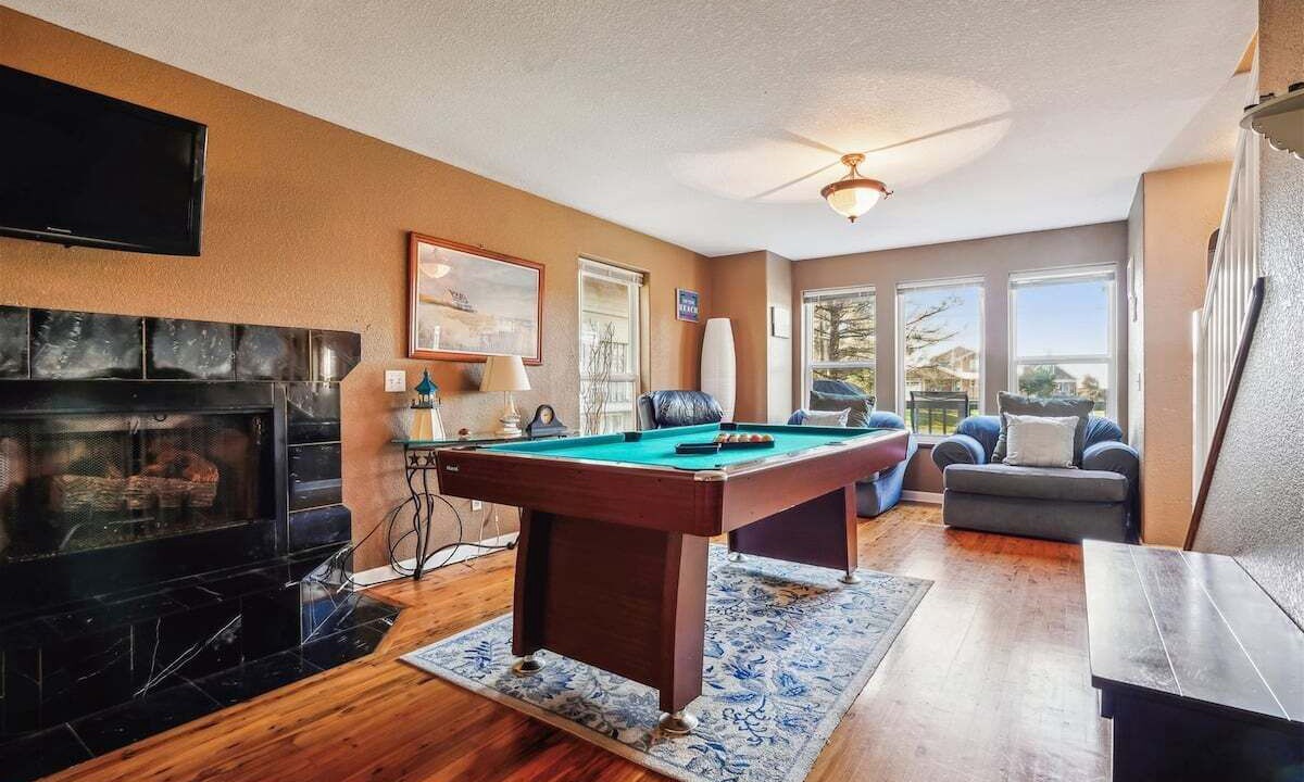 Photo of Livingroom in Downtown Cannon Beach