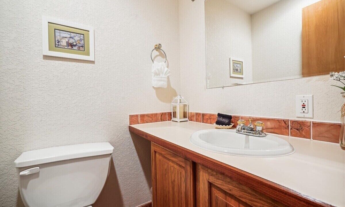 Photo of Bedroom in Downtown Cannon Beach