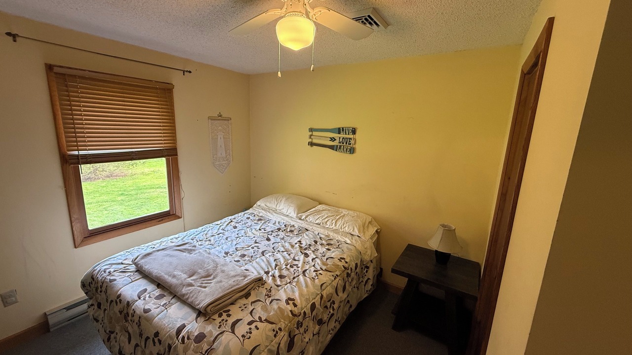 Photo of Bedroom in Sandy Creek