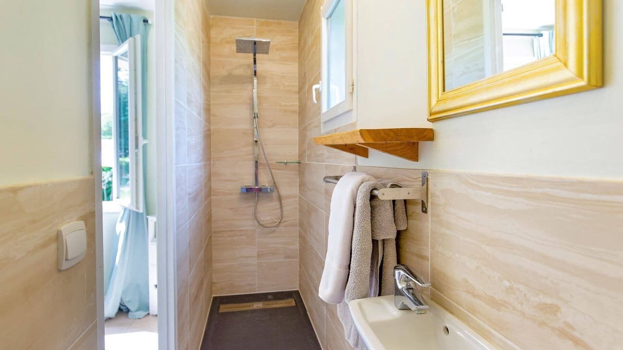 Photo of Others in Tourtour