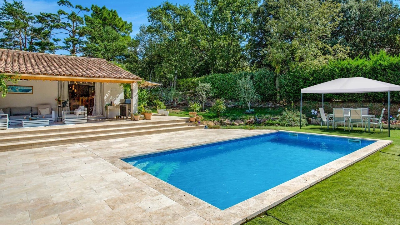 Photo of Others in Tourtour