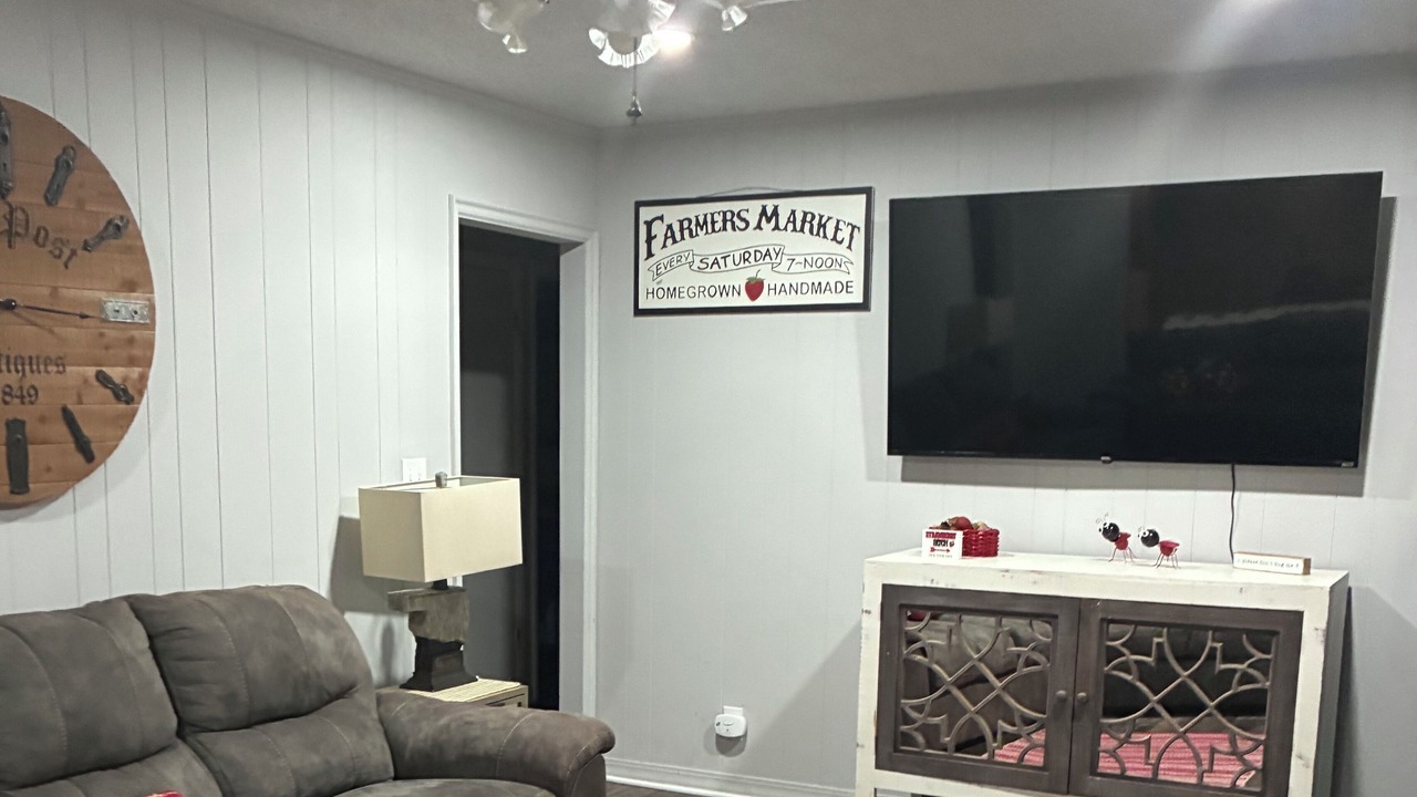 Photo of Livingroom in Shawnee