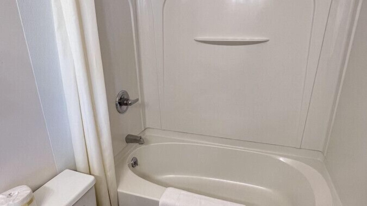 Photo of Bathroom in Downs