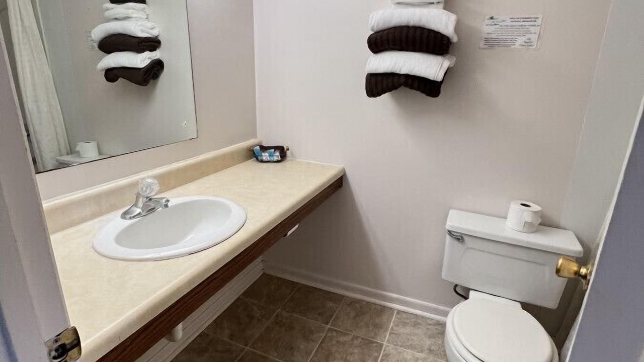 Photo of Bathroom in Downs