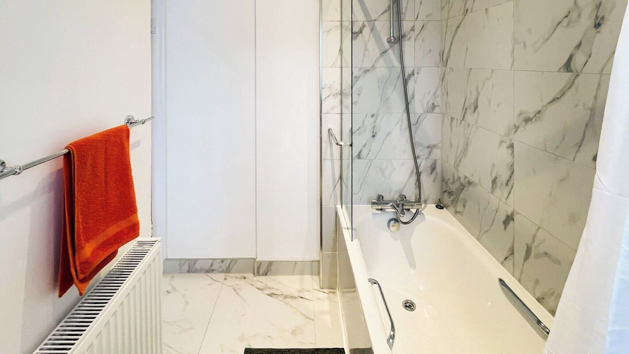 Photo of Bathroom in Leigh-on-Sea