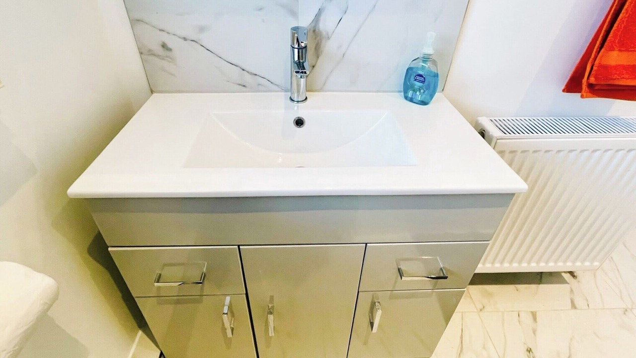 Photo of Bathroom in Leigh-on-Sea