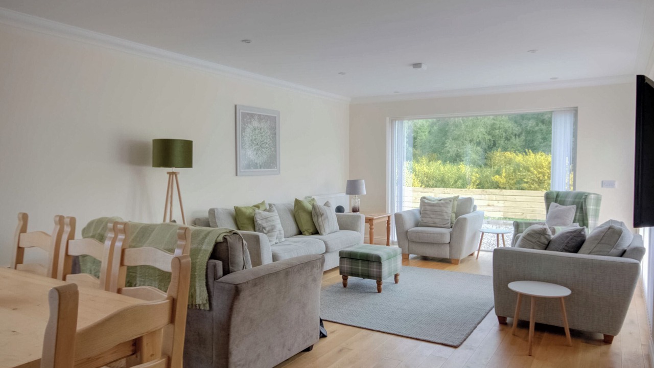 Photo of Others in Tain