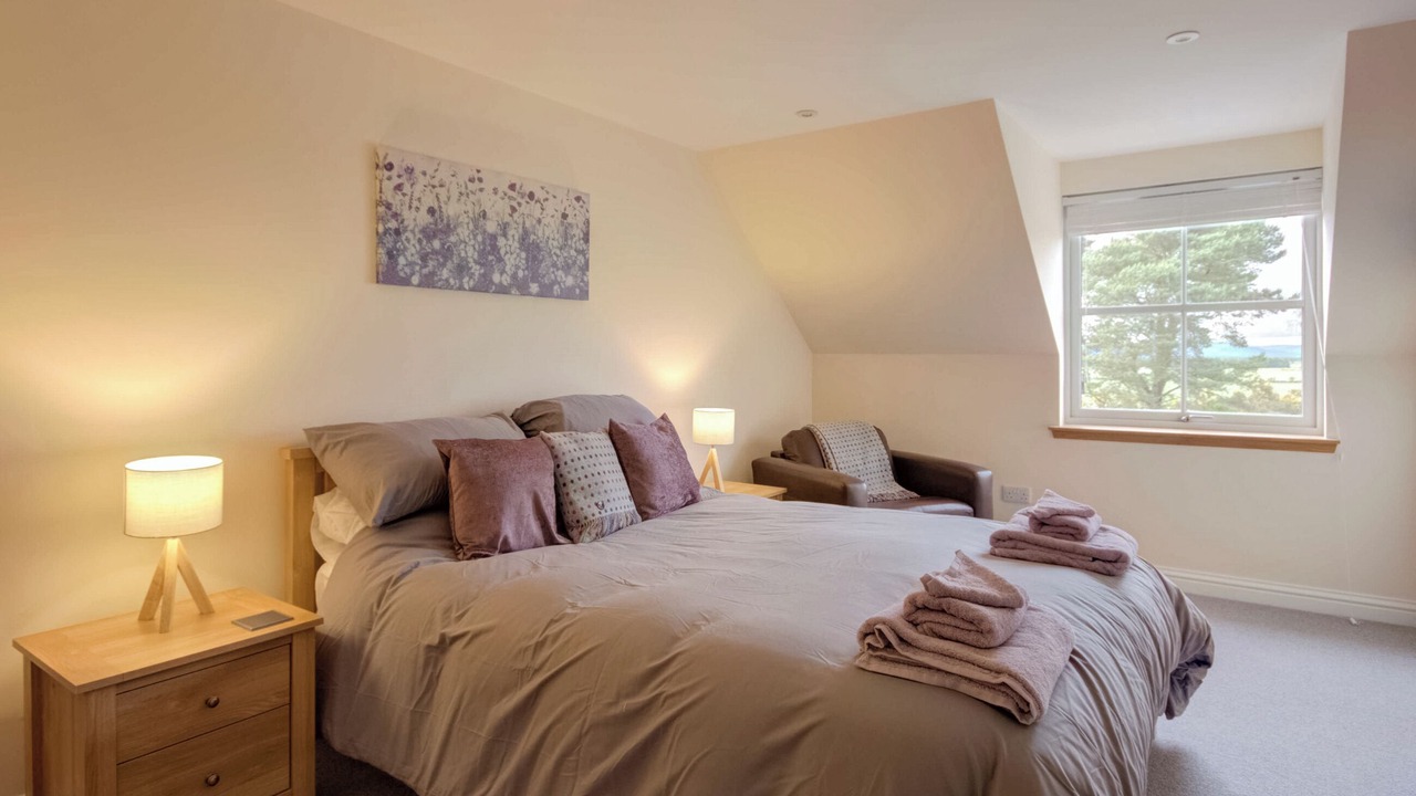 Photo of Others in Tain