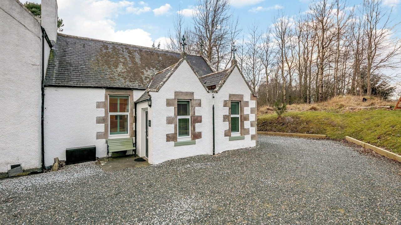 Photo of Others in Huntly