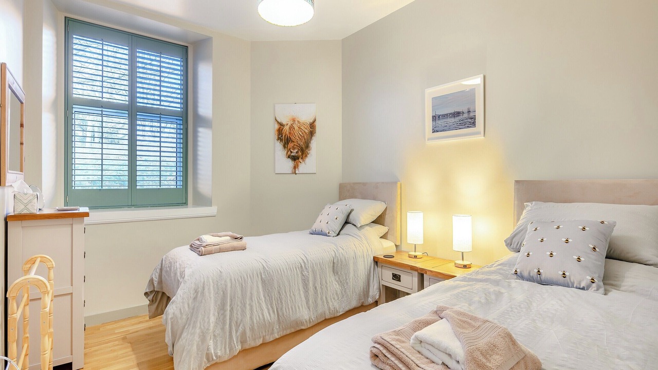 Photo of Others in Huntly