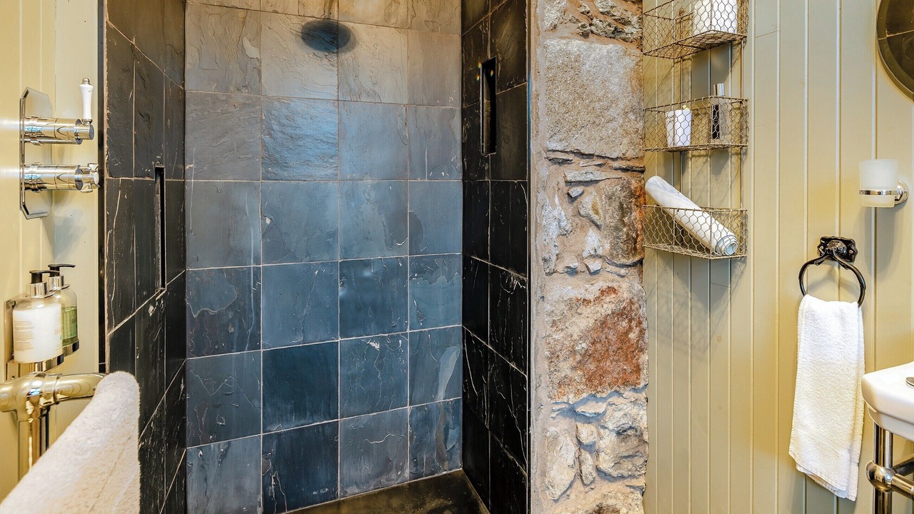 Photo of Bedroom in Huntly