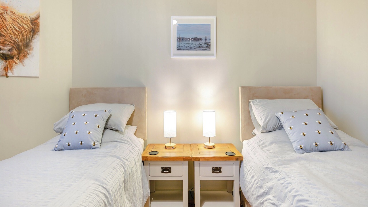 Photo of Others in Huntly