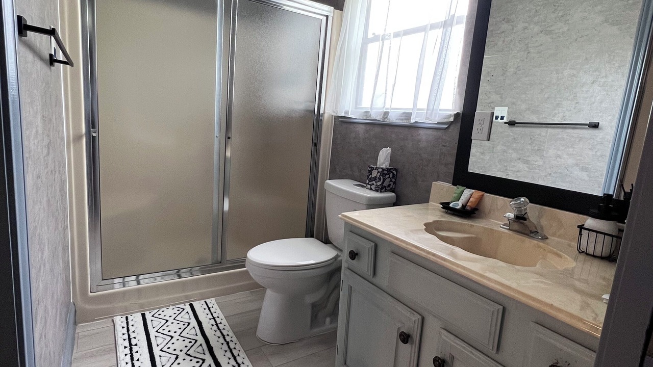 Photo of Bathroom in Klein