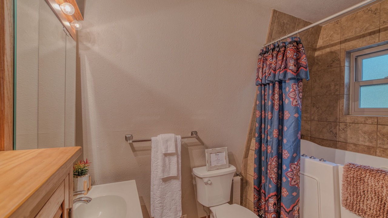 Photo of Bathroom in Cloudcroft