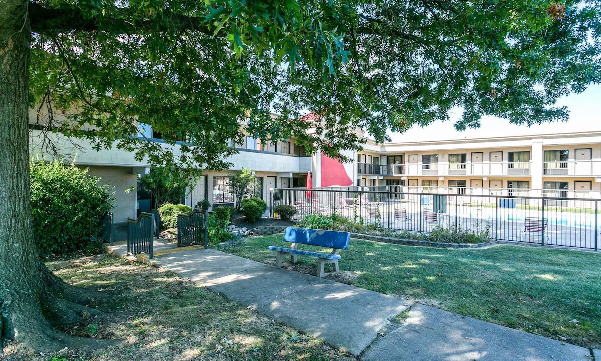 Photo of Outdoor in Edgewood