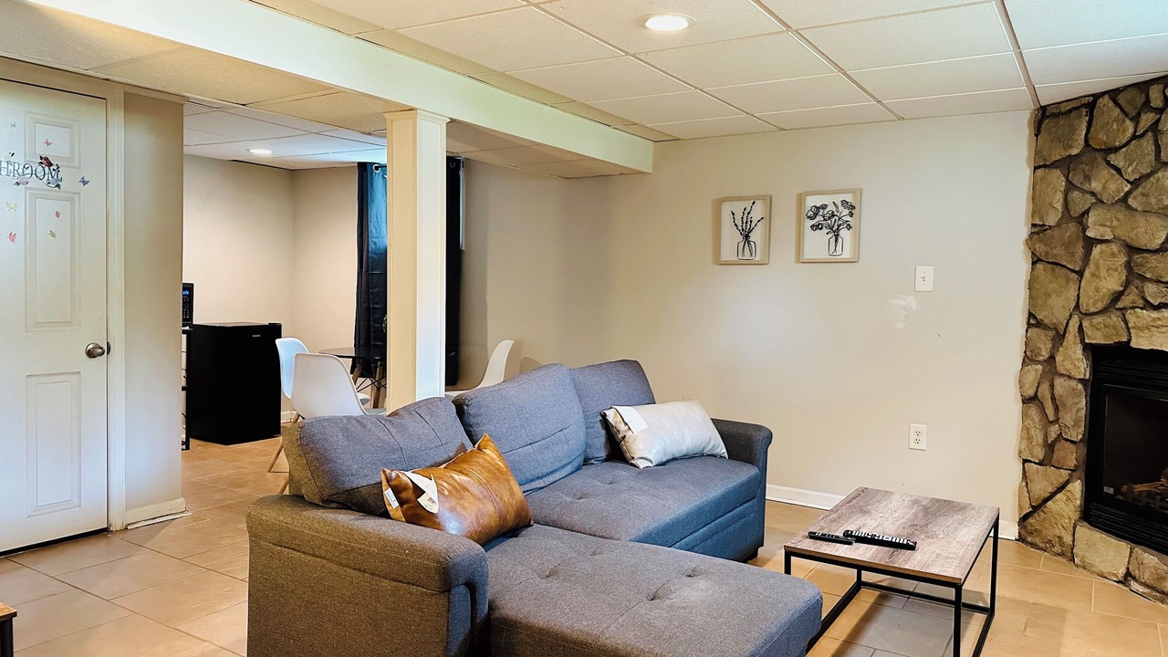 Photo of Livingroom in Cherry Hill