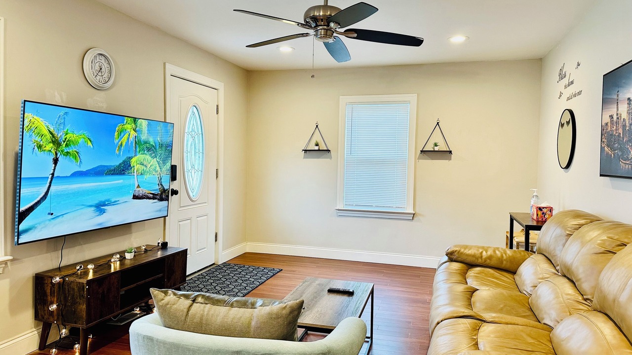 Photo of Livingroom in Cherry Hill