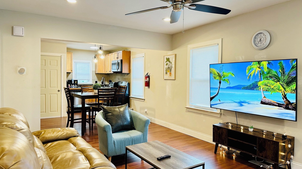 Photo of Livingroom in Cherry Hill